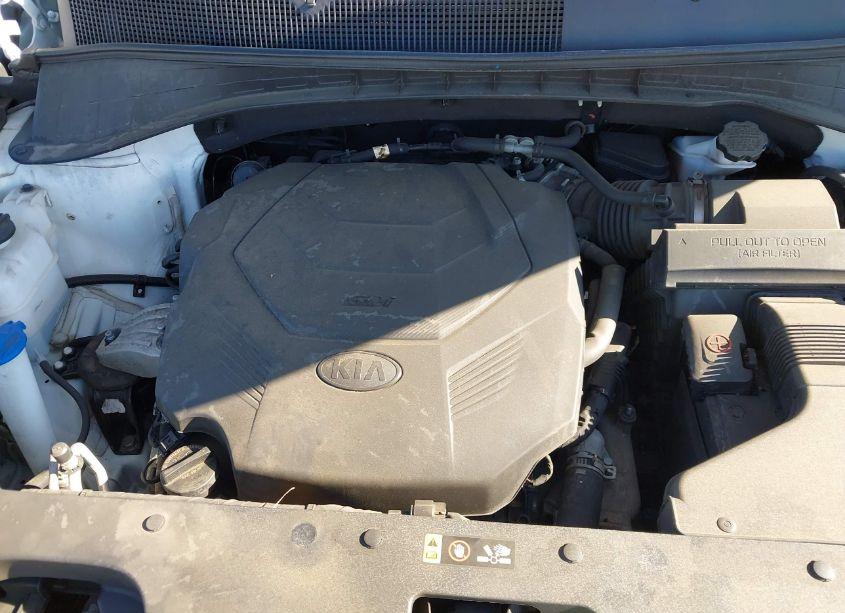 Photo 10 of 2020 Kia Sorento 3.3L LX (VIN 5XYPGDA53LG620819)