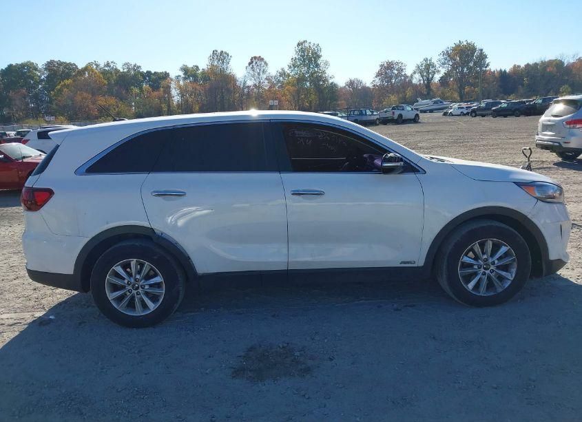 Photo 12 of 2020 Kia Sorento 3.3L LX (VIN 5XYPGDA53LG620819)