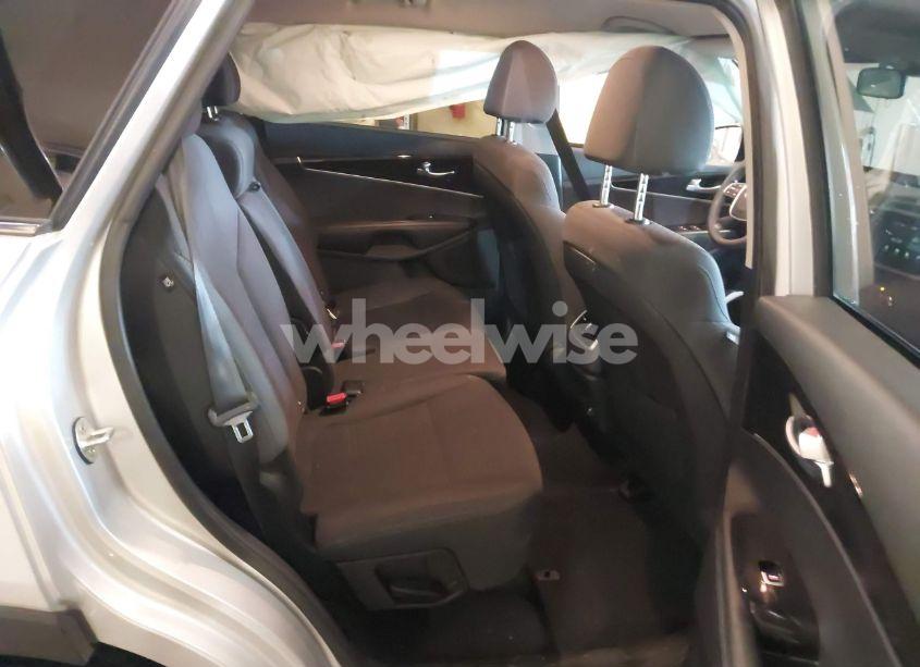 Photo 8 of 2020 Kia Sorento 3.3L LX (VIN 5XYPGDA53LG647938)