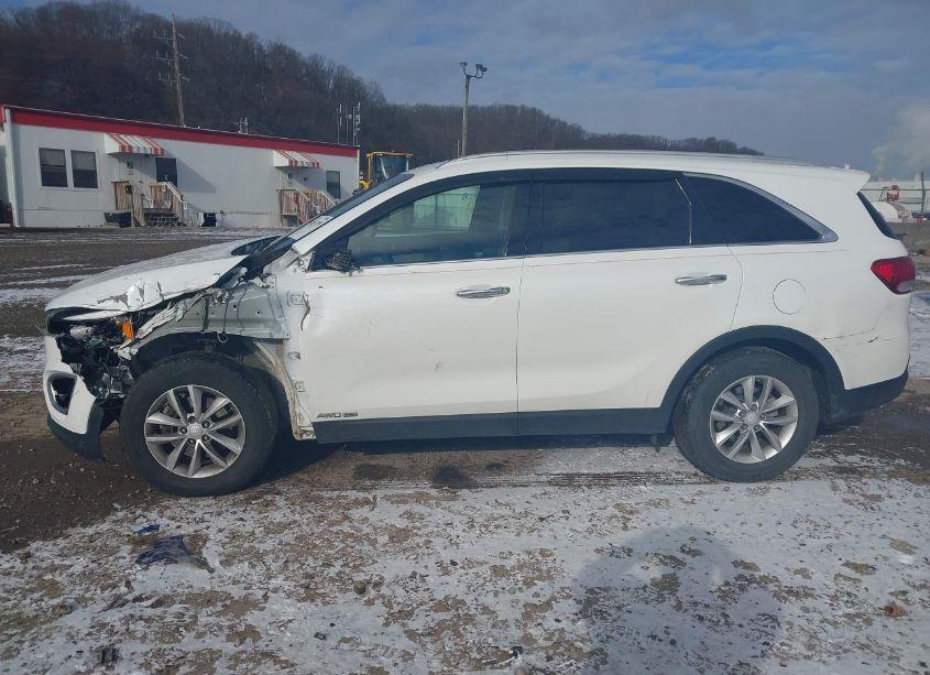 Photo 14 of 2016 Kia Sorento 3.3L LX (VIN 5XYPGDA54GG001989)