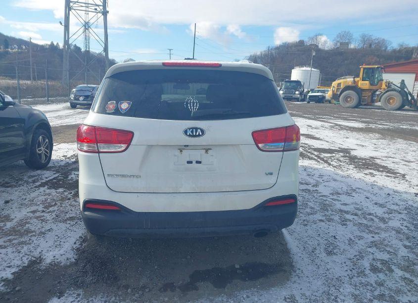 Photo 16 of 2016 Kia Sorento 3.3L LX (VIN 5XYPGDA54GG001989)