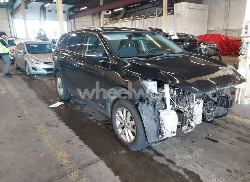 2016 Kia Sorento 3.3L LX (VIN 5XYPGDA54GG176131) main photo