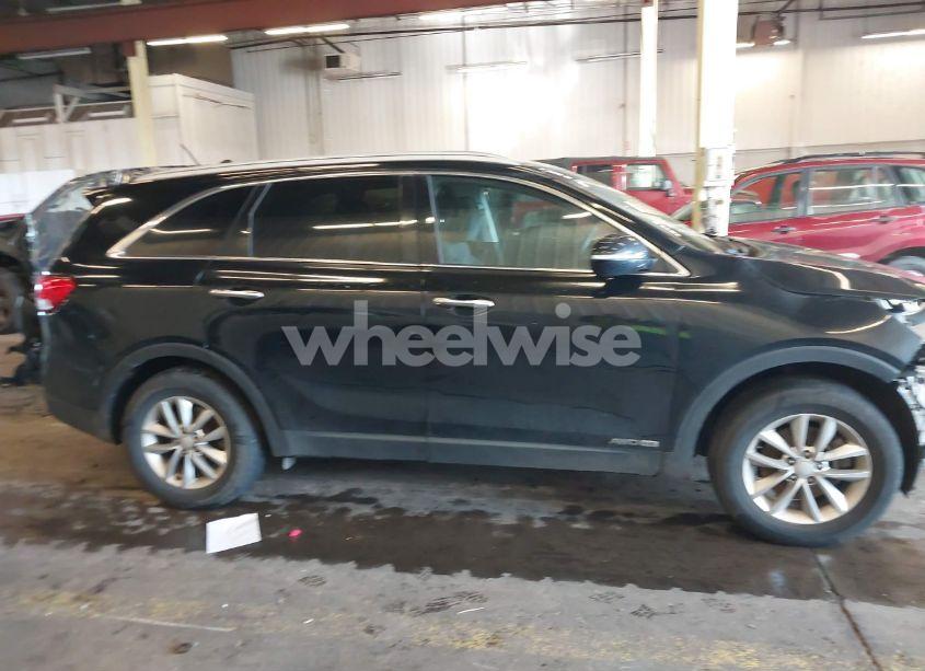 Photo 14 of 2016 Kia Sorento 3.3L LX (VIN 5XYPGDA54GG176131)