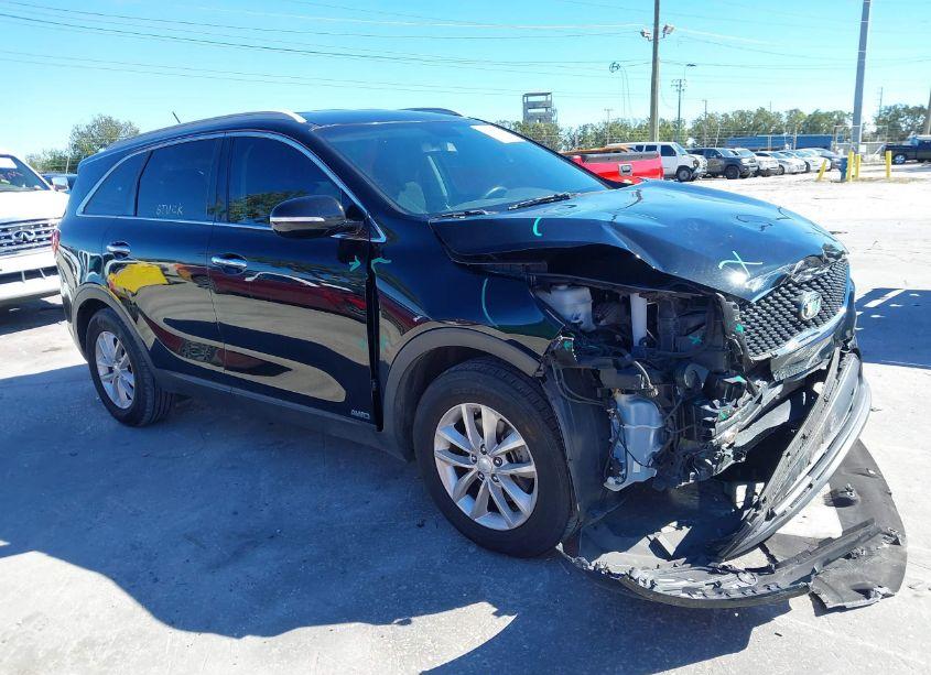 2017 Kia Sorento 3.3L LX (VIN 5XYPGDA54HG188457) main photo