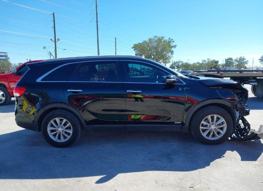 Photo 13 of 2017 Kia Sorento 3.3L LX (VIN 5XYPGDA54HG188457)