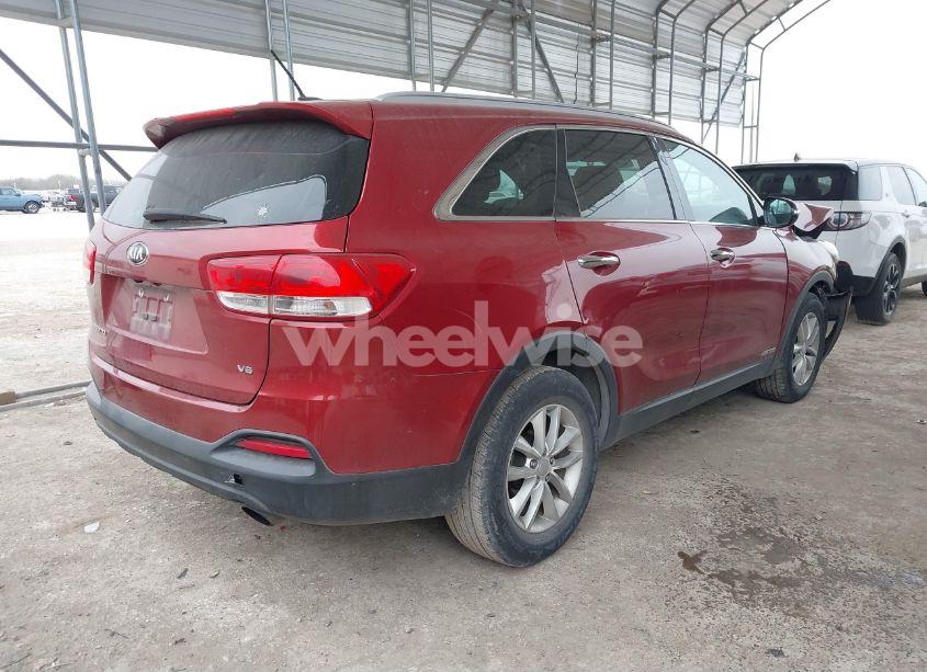 Photo 4 of 2017 Kia Sorento 3.3L LX (VIN 5XYPGDA54HG219318)