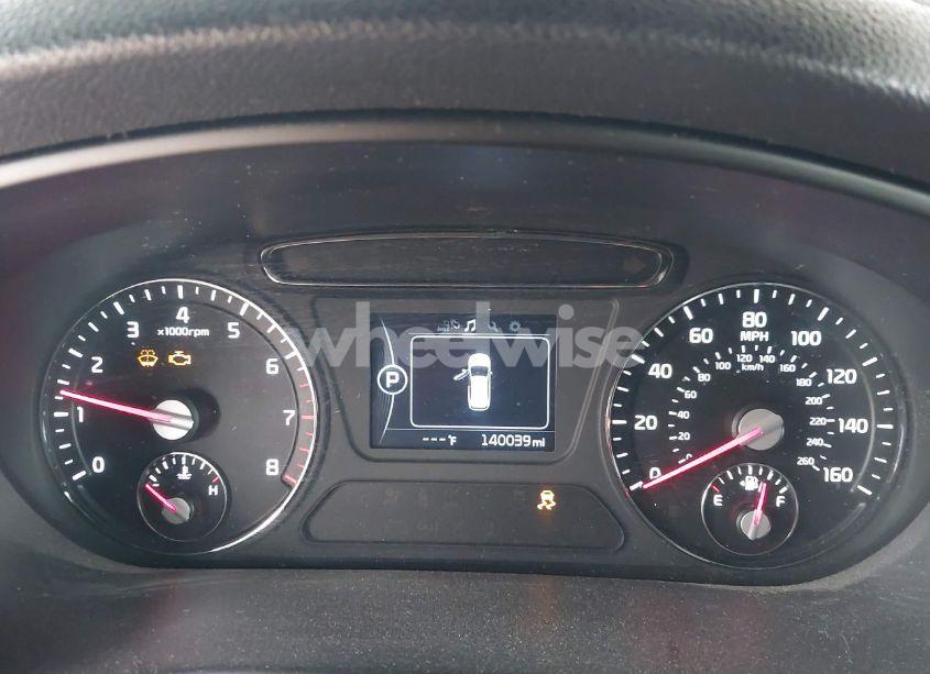 Photo 7 of 2017 Kia Sorento 3.3L LX (VIN 5XYPGDA54HG219318)