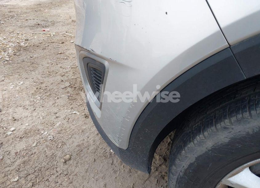 Photo 17 of 2018 Kia Sorento 3.3L LX (VIN 5XYPGDA54JG368009)