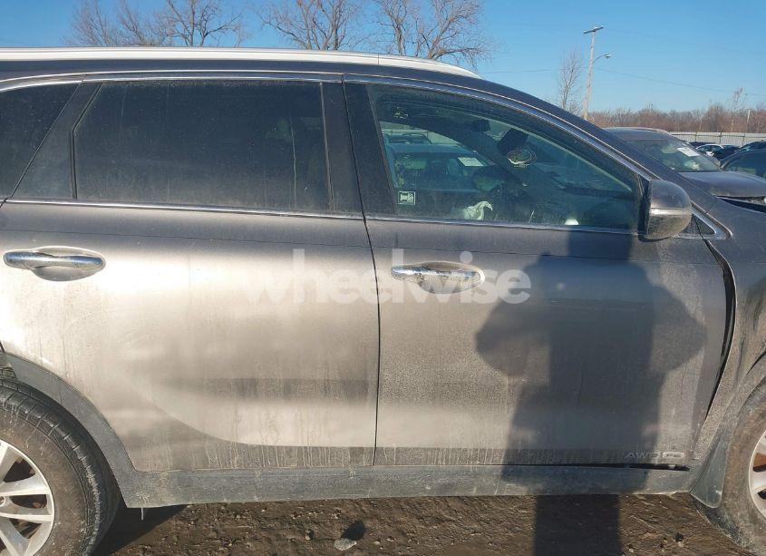 Photo 14 of 2016 Kia Sorento 3.3L LX (VIN 5XYPGDA55GG136091)