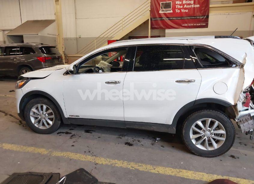 Photo 15 of 2017 Kia Sorento 3.3L LX (VIN 5XYPGDA55HG219053)