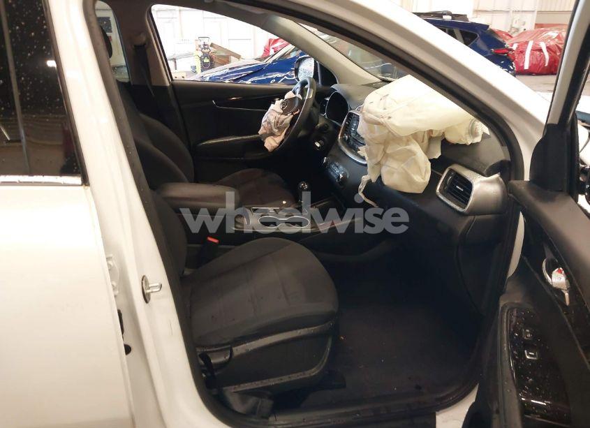 Photo 5 of 2017 Kia Sorento 3.3L LX (VIN 5XYPGDA55HG219053)