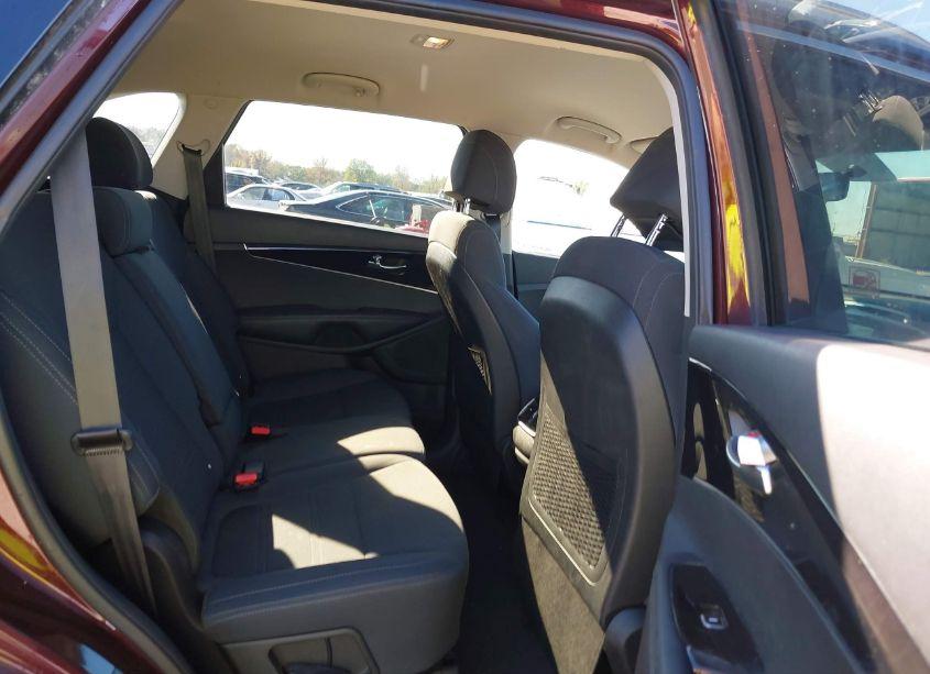Photo 8 of 2017 Kia Sorento LX V6 (VIN 5XYPGDA55HG329455)