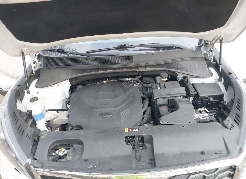 Photo 10 of 2019 Kia Sorento 3.3L LX (VIN 5XYPGDA55KG481226)