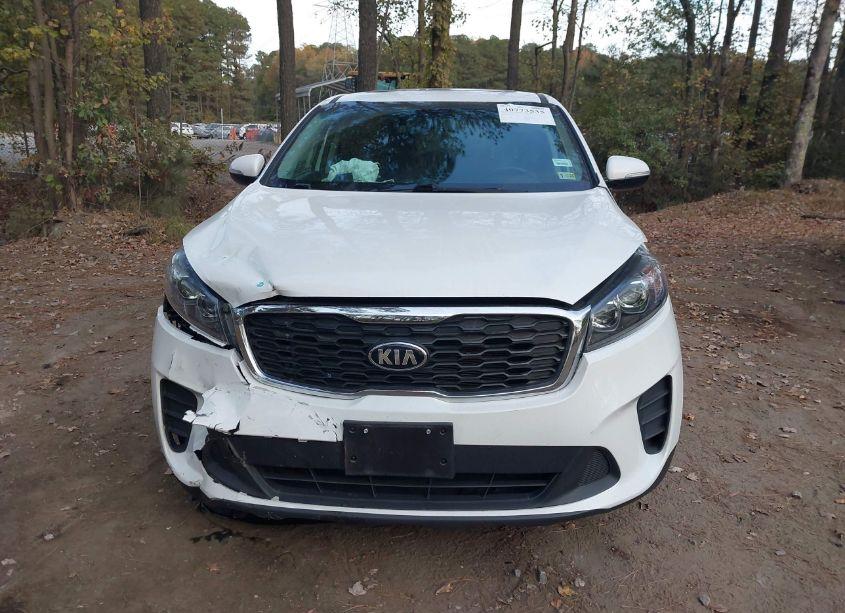 Photo 12 of 2019 Kia Sorento 3.3L LX (VIN 5XYPGDA55KG481226)