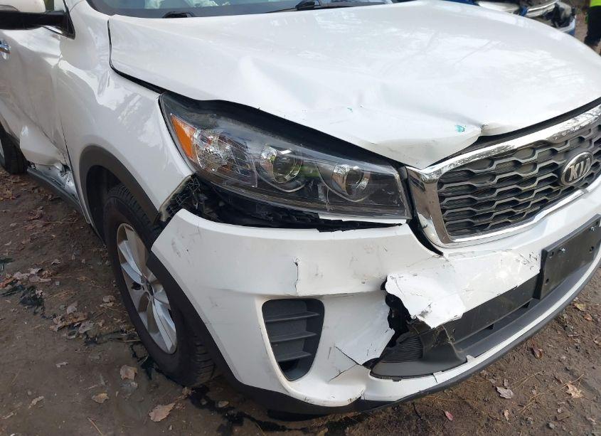 Photo 6 of 2019 Kia Sorento 3.3L LX (VIN 5XYPGDA55KG481226)