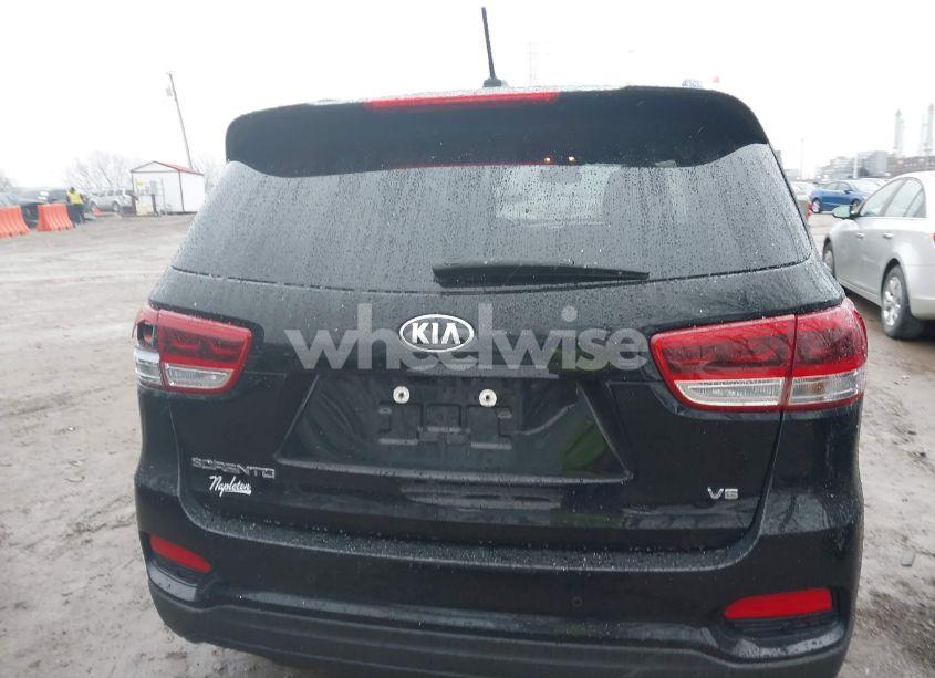 Photo 16 of 2019 Kia Sorento 3.3L S (VIN 5XYPGDA55KG583996)