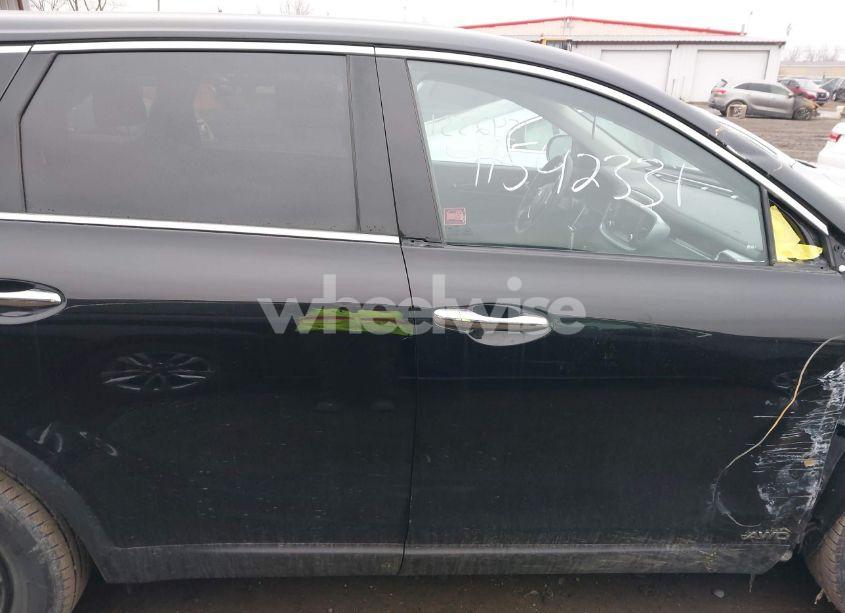 Photo 14 of 2020 Kia Sorento 3.3L LX (VIN 5XYPGDA55LG617789)