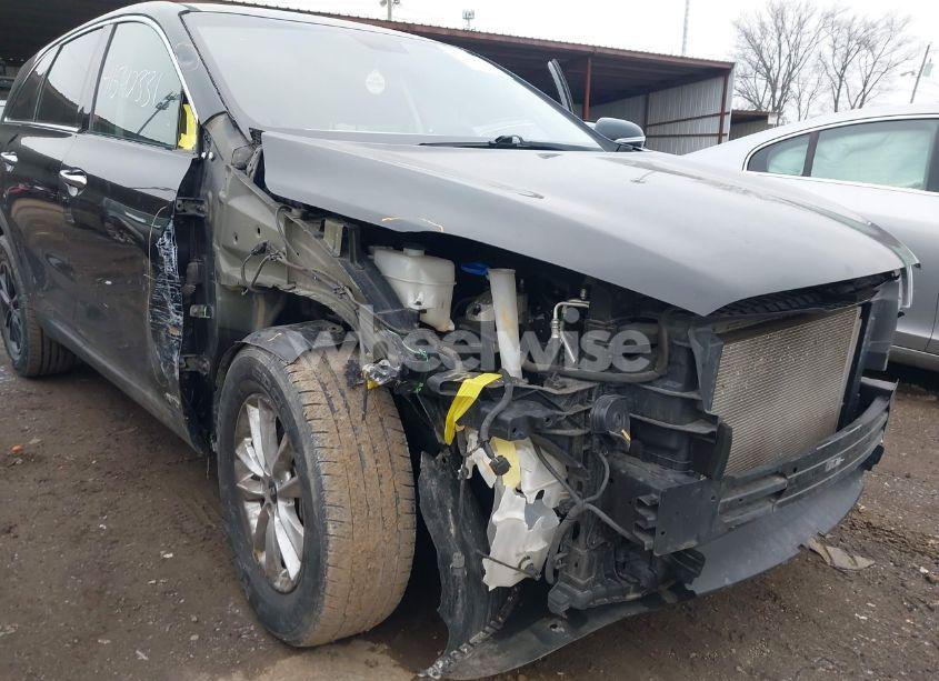 Photo 6 of 2020 Kia Sorento 3.3L LX (VIN 5XYPGDA55LG617789)