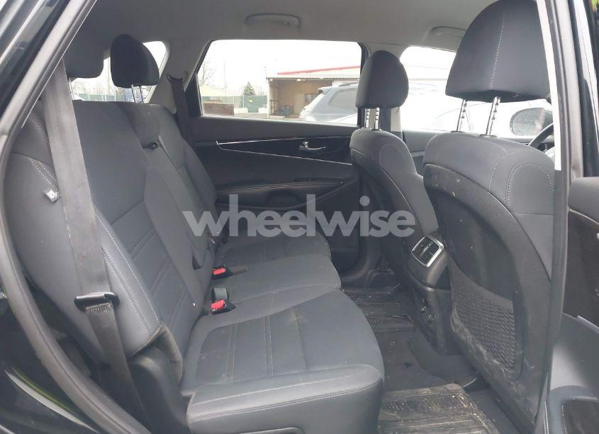 Photo 8 of 2020 Kia Sorento 3.3L LX (VIN 5XYPGDA55LG617789)