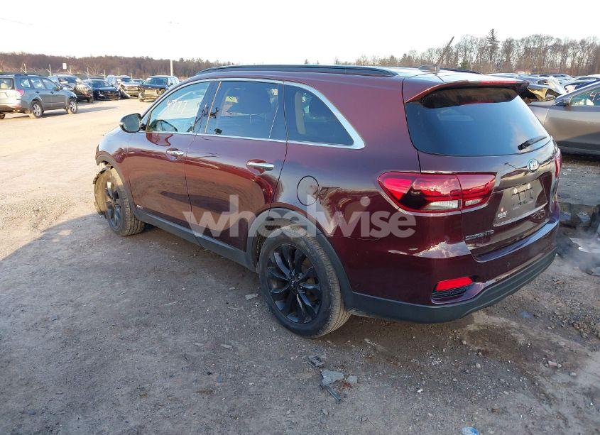 Photo 3 of 2020 Kia Sorento 3.3L S (VIN 5XYPGDA55LG694789)