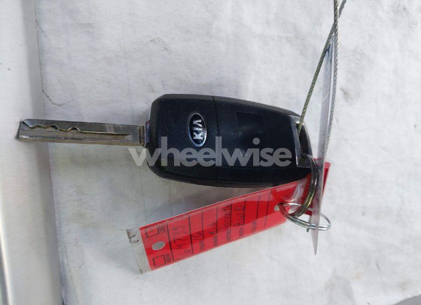 Photo 11 of 2016 Kia Sorento 3.3L LX (VIN 5XYPGDA56GG029499)