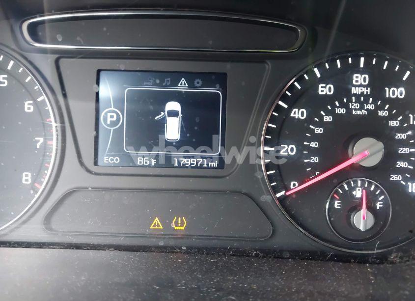 Photo 16 of 2016 Kia Sorento 3.3L LX (VIN 5XYPGDA56GG029499)