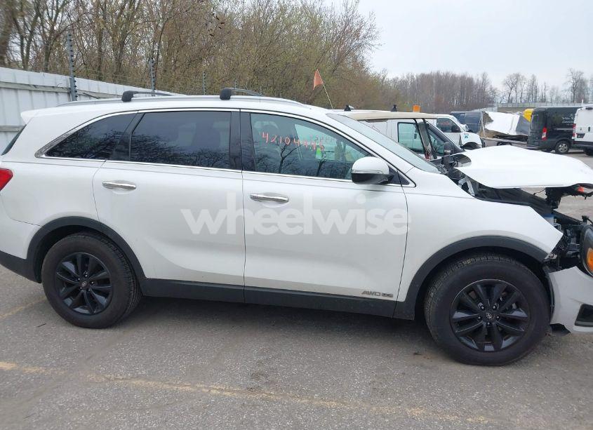 Photo 14 of 2016 Kia Sorento 3.3L LX (VIN 5XYPGDA56GG094546)