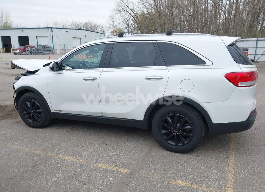 Photo 15 of 2016 Kia Sorento 3.3L LX (VIN 5XYPGDA56GG094546)