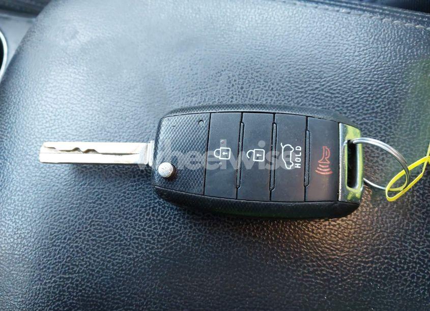 Photo 11 of 2016 Kia Sorento 3.3L LX (VIN 5XYPGDA56GG135354)