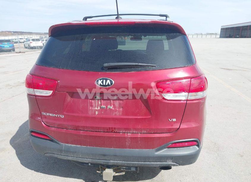 Photo 16 of 2016 Kia Sorento 3.3L LX (VIN 5XYPGDA56GG174736)