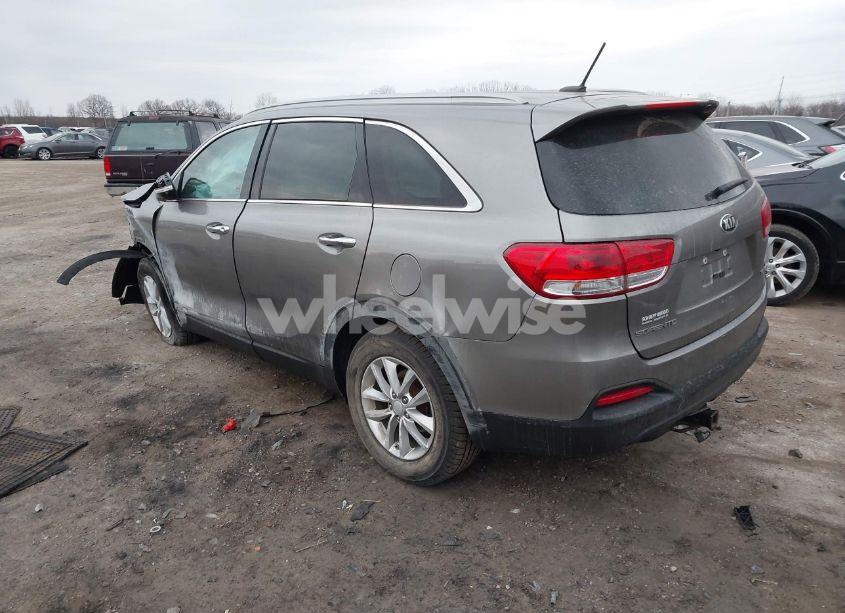 Photo 3 of 2017 Kia Sorento 3.3L LX (VIN 5XYPGDA56HG212550)
