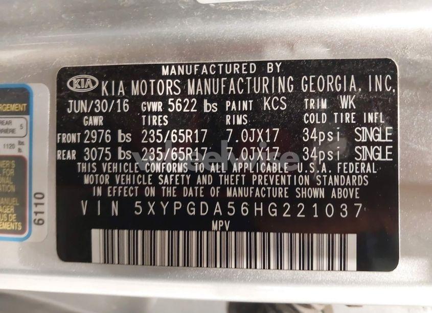 Photo 9 of 2017 Kia Sorento 3.3L LX (VIN 5XYPGDA56HG221037)