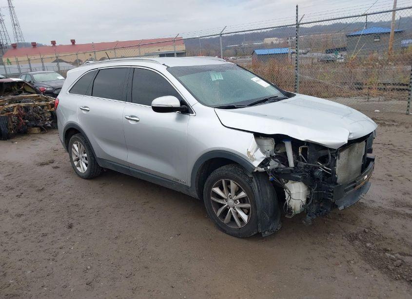 2017 Kia Sorento LX V6 (VIN 5XYPGDA56HG308002) main photo