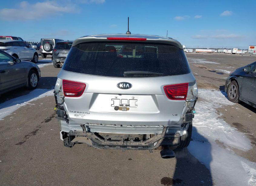Photo 6 of 2019 Kia Sorento 3.3L LX (VIN 5XYPGDA56KG483406)