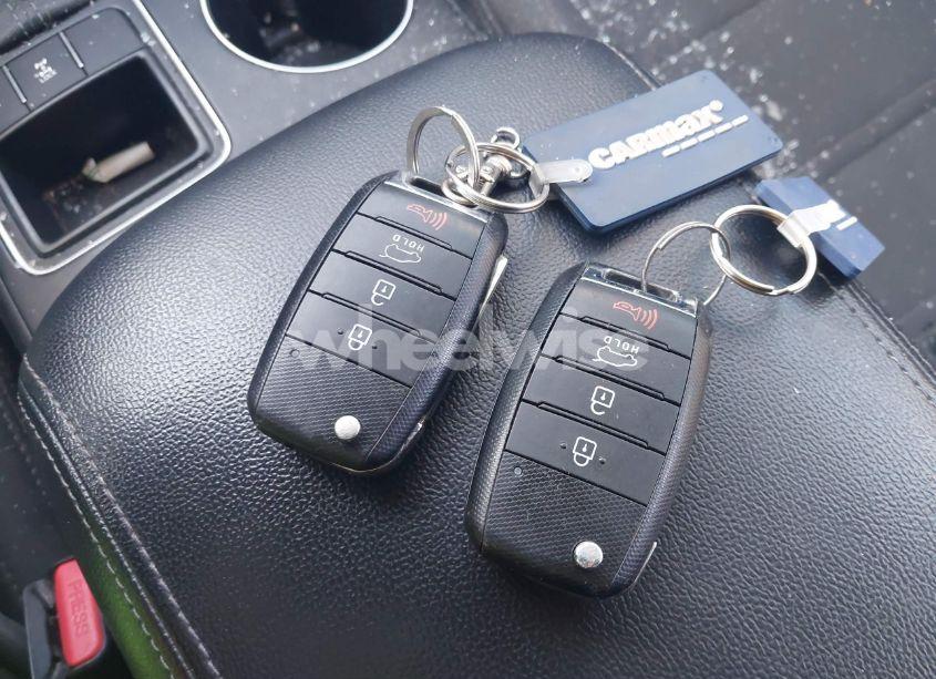 Photo 11 of 2019 Kia Sorento 3.3L LX (VIN 5XYPGDA56KG493417)