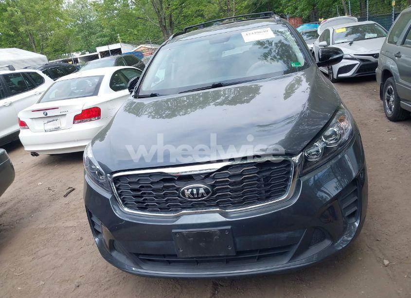 Photo 12 of 2019 Kia Sorento 3.3L S (VIN 5XYPGDA56KG603088)