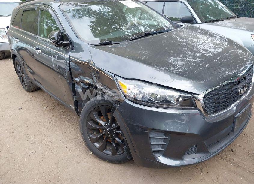 Photo 6 of 2019 Kia Sorento 3.3L S (VIN 5XYPGDA56KG603088)