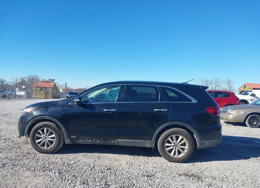 Photo 14 of 2020 Kia Sorento 3.3L LX (VIN 5XYPGDA56LG620457)
