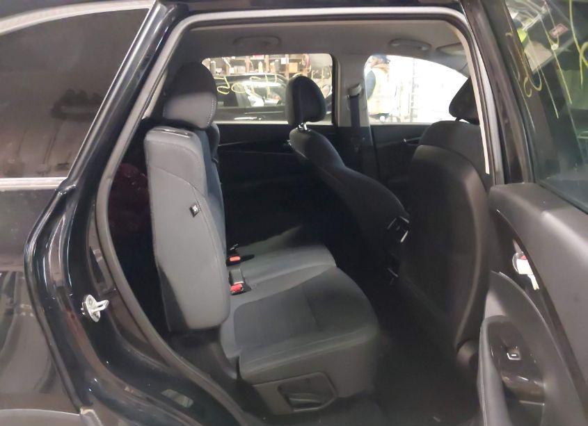 Photo 8 of 2017 Kia Sorento 3.3L LX (VIN 5XYPGDA57HG191255)