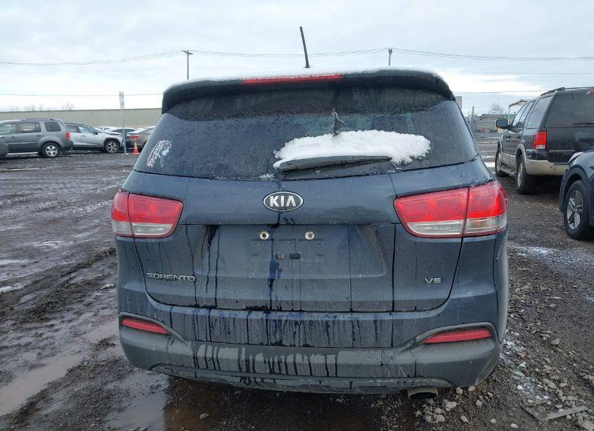 Photo 16 of 2017 Kia Sorento 3.3L LX (VIN 5XYPGDA57HG308610)