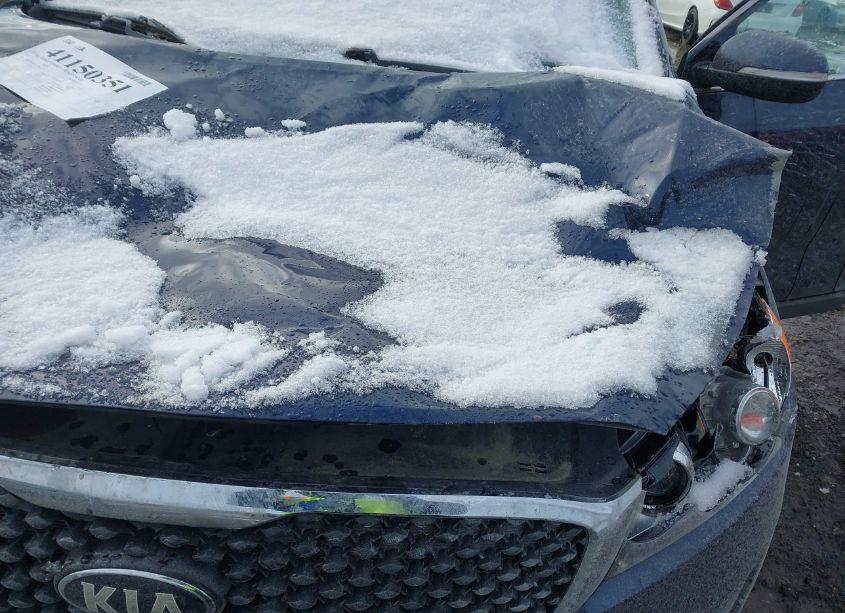 Photo 6 of 2017 Kia Sorento 3.3L LX (VIN 5XYPGDA57HG308610)