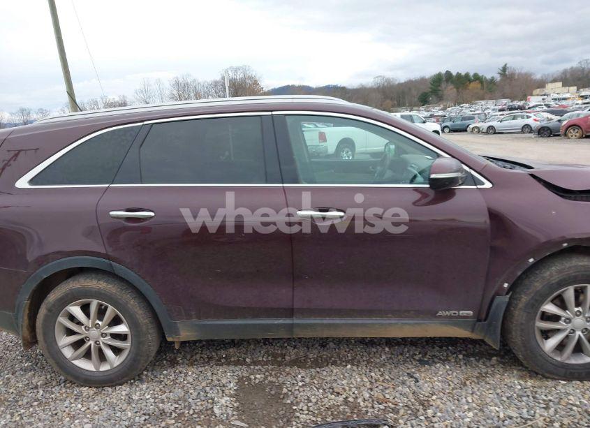 Photo 13 of 2017 Kia Sorento LX V6 (VIN 5XYPGDA57HG324208)