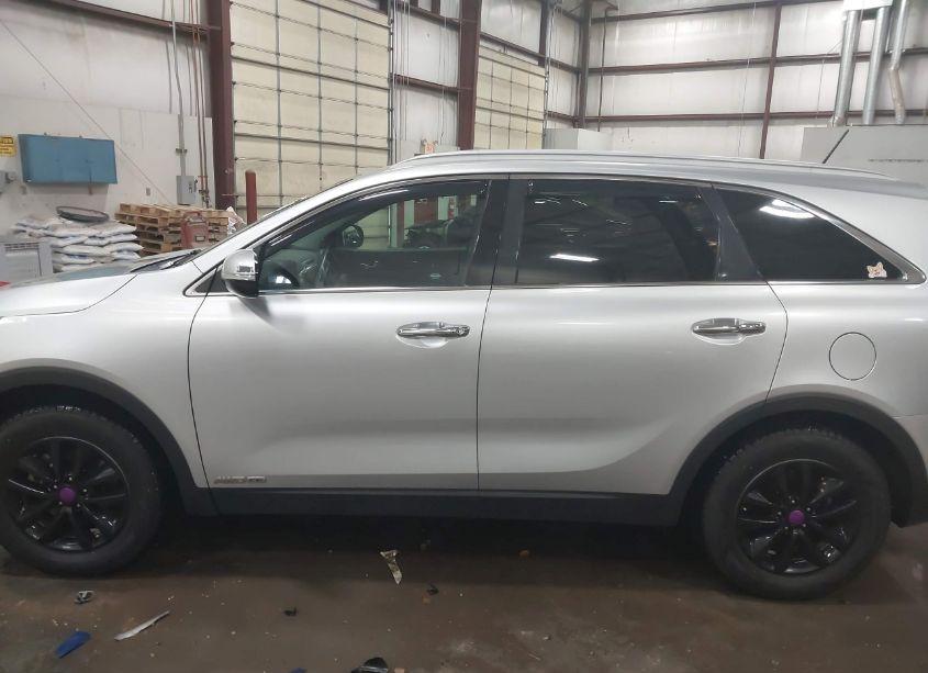 Photo 15 of 2017 Kia Sorento 3.3L LX (VIN 5XYPGDA57HG334902)