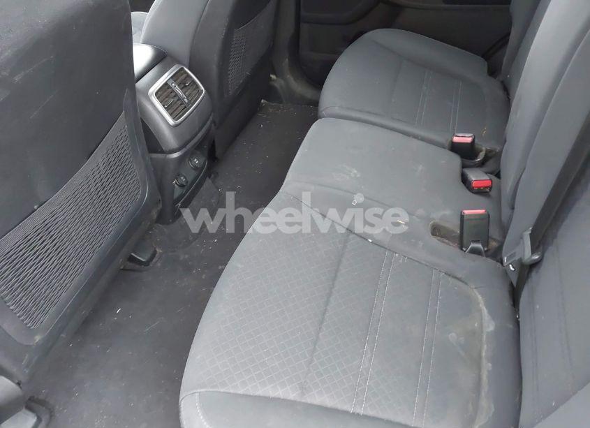 Photo 8 of 2018 Kia Sorento 3.3L LX (VIN 5XYPGDA57JG368022)