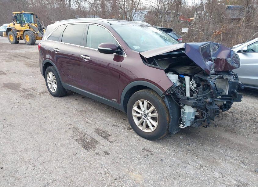 2019 Kia Sorento 3.3L LX (VIN 5XYPGDA57KG450768) main photo
