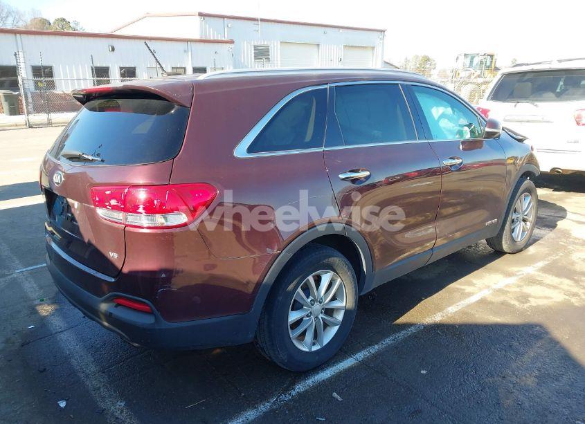 Photo 4 of 2017 Kia Sorento 3.3L LX (VIN 5XYPGDA58HG227907)