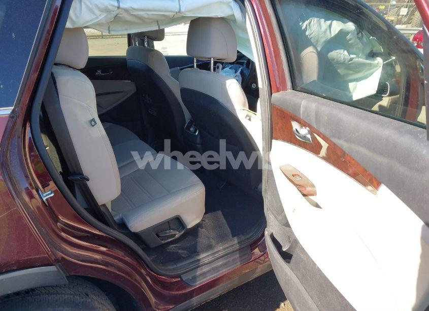 Photo 8 of 2017 Kia Sorento 3.3L LX (VIN 5XYPGDA58HG227907)