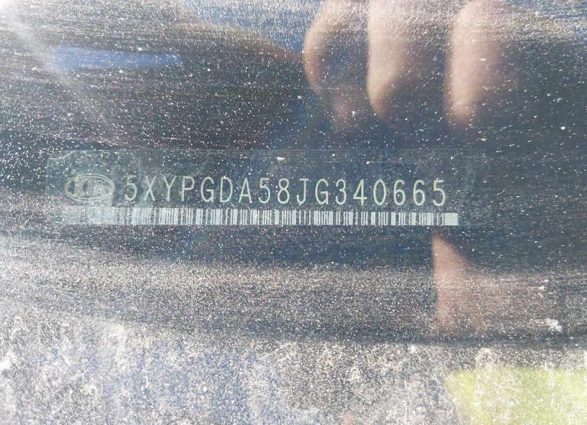 Photo 9 of 2018 Kia Sorento 3.3L LX (VIN 5XYPGDA58JG340665)