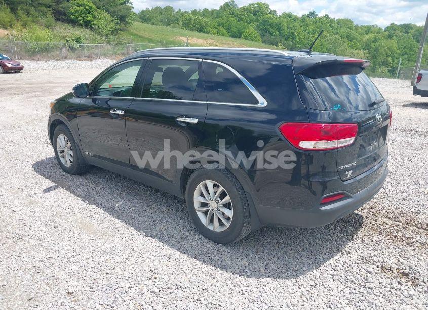 Photo 3 of 2016 Kia Sorento 3.3L LX (VIN 5XYPGDA59GG094704)