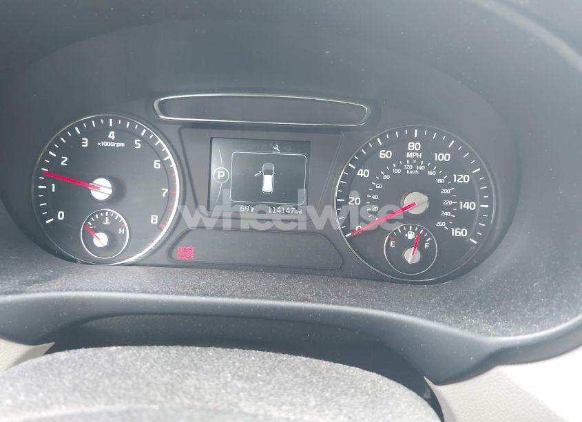 Photo 7 of 2016 Kia Sorento 3.3L LX (VIN 5XYPGDA59GG094704)